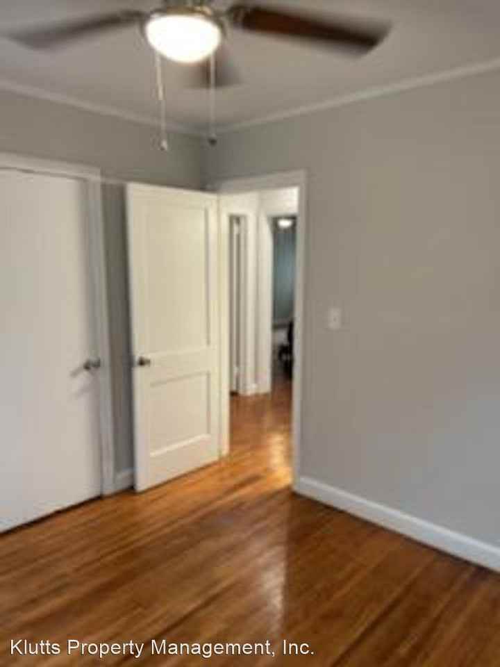 2901 Clemson Ave - Photo 3 of 8
