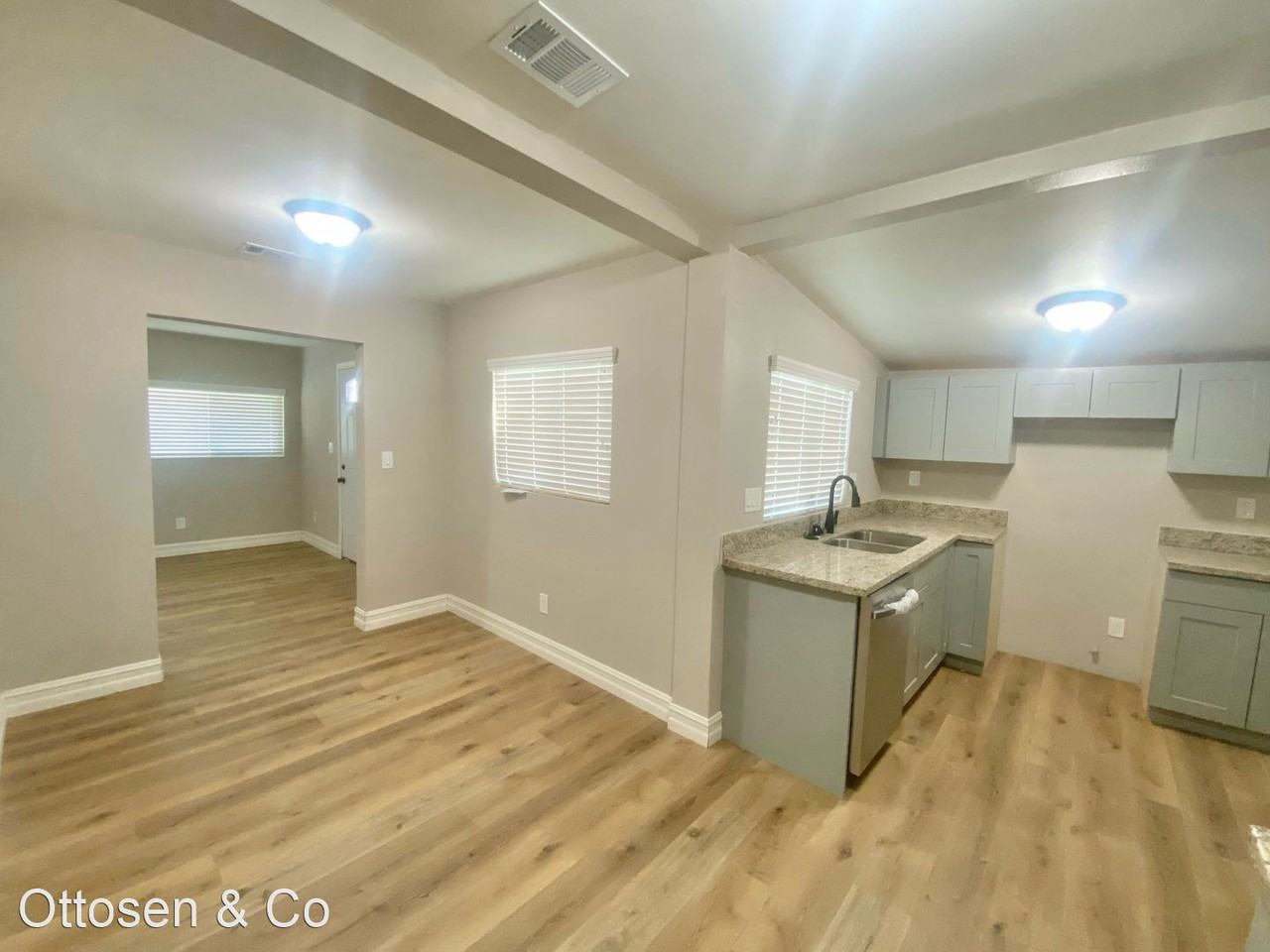 3412 Cajon Blvd - Photo 2 of 23