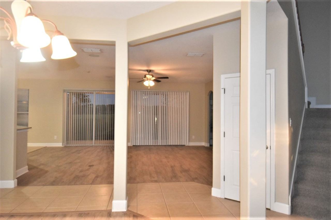 23527 Companero Dr - Photo 3 of 15