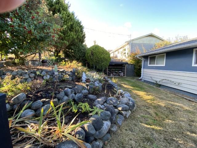 410 Larch St - Photo 3 of 42