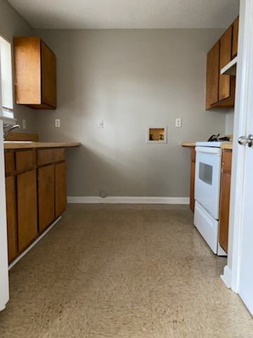 130 W 3rd St #4 - Photo 2 of 6