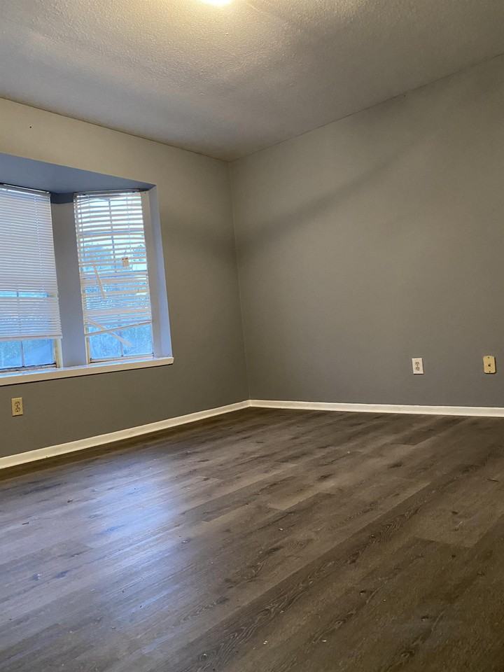 312 Rice St #B - Photo 4 of 16