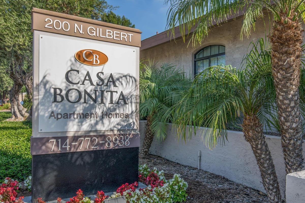 200 N Gilbert St - Photo 6 of 8