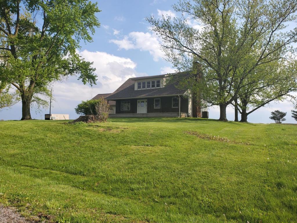 19221 Scipio Rd - Photo 2 of 28