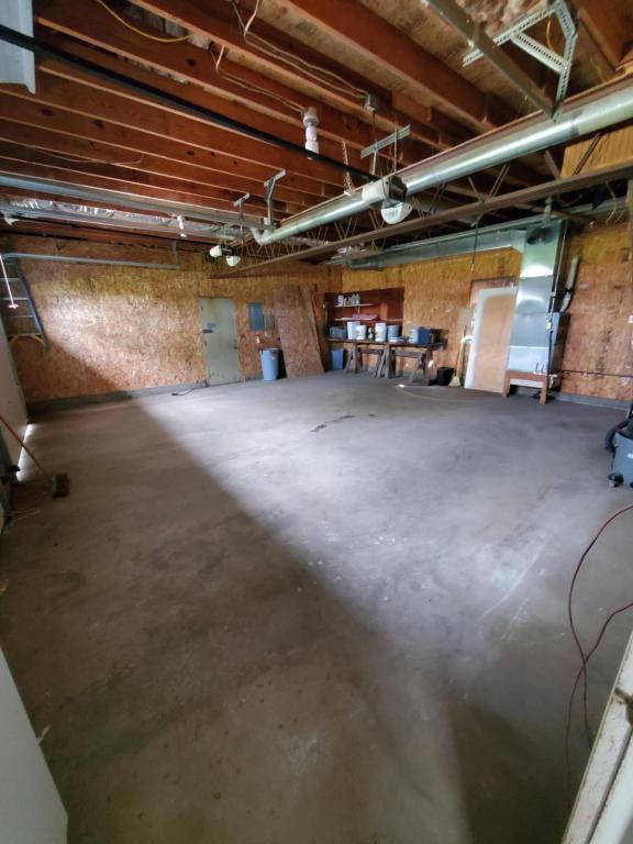 19221 Scipio Rd - Photo 6 of 28