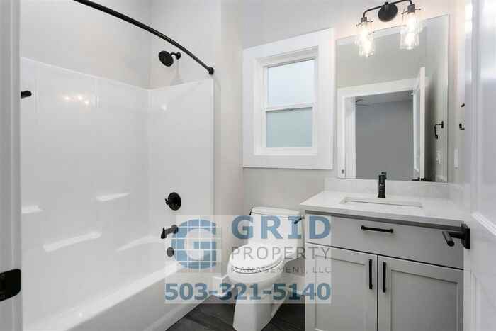 2537 Se 35th Pl #01 - Photo 2 of 22