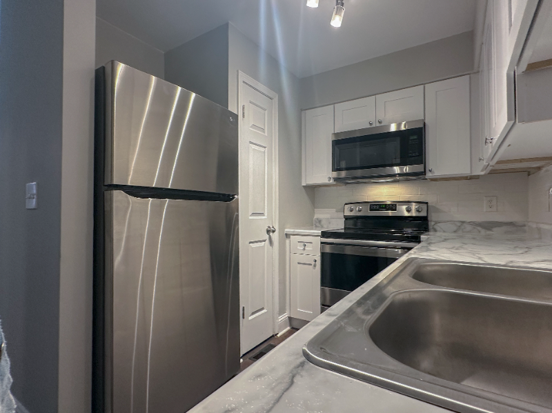 5157 Waterman Blvd #A - Photo 5 of 12