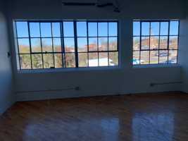 featured image of 1415 Kemper Street