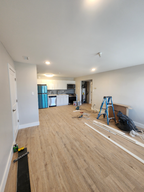 126 N American Dr #126 - Photo 2 of 19