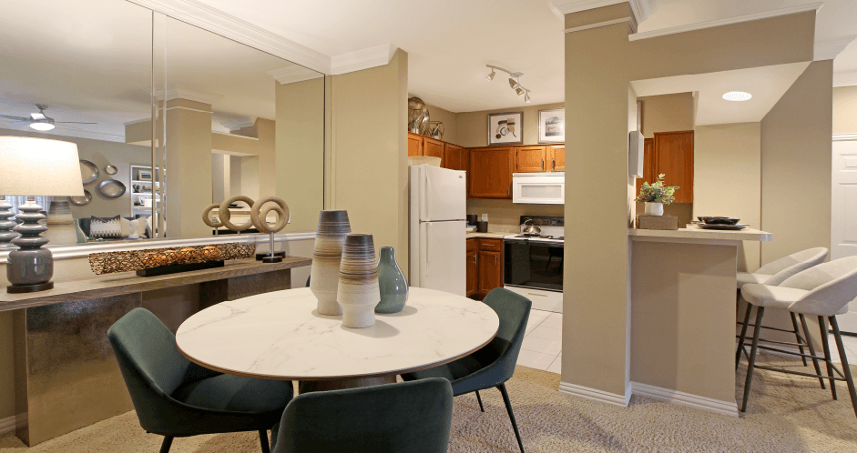 Tuscany Lane Apartments - Photo 4 of 18