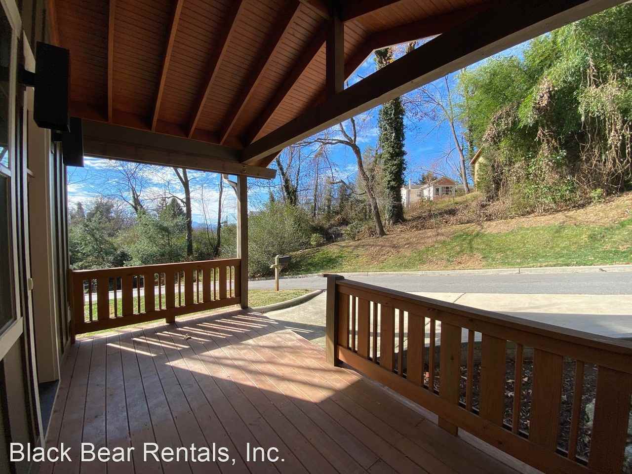 29 Shady Park Ln - Photo 2 of 50