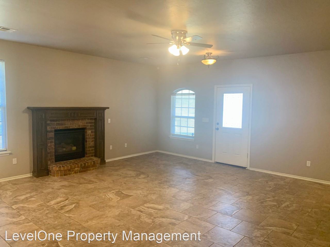 12207 Buckingham Ln - Photo 3 of 19