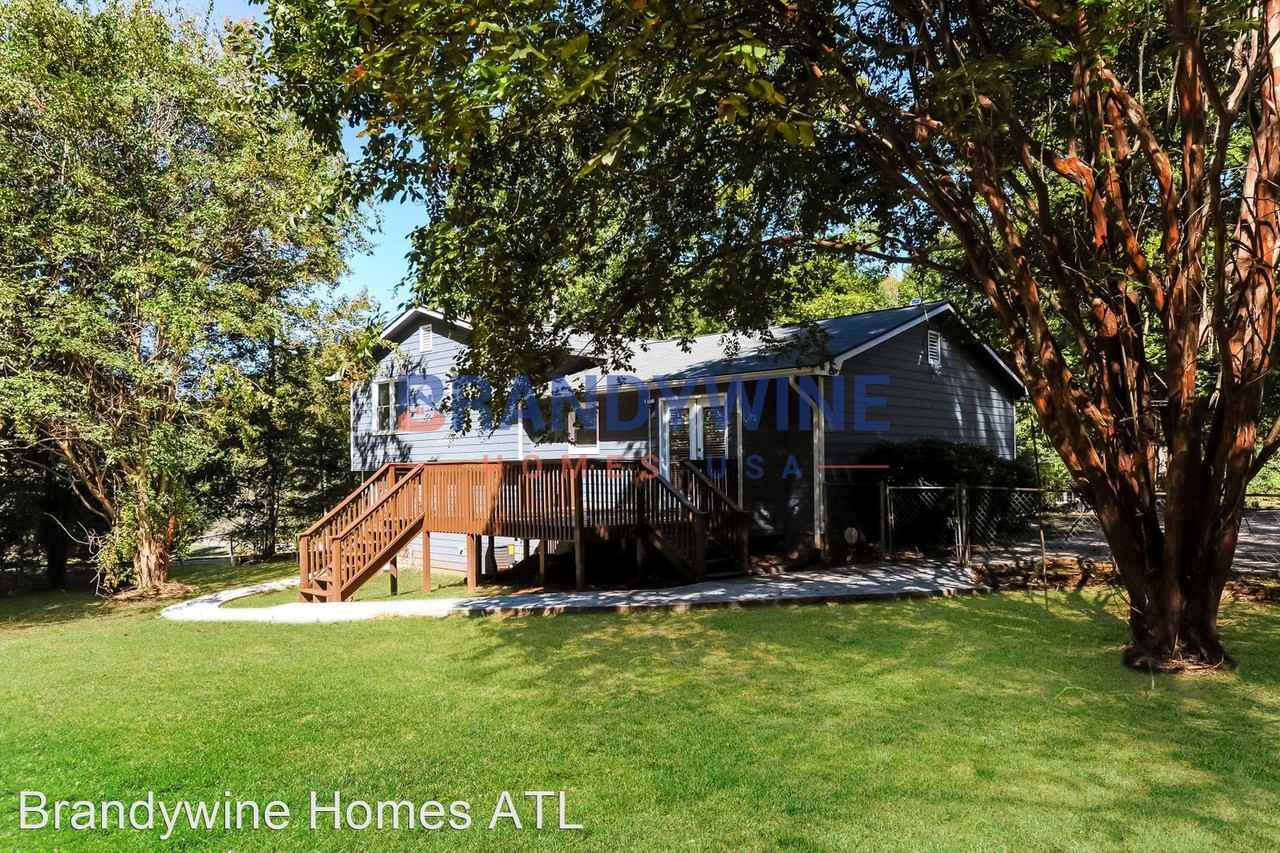 100 Crawford Cir - Photo 2 of 18