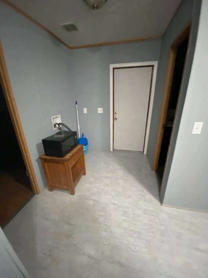 3215 Hog Wallow Rd - Photo 2 of 5