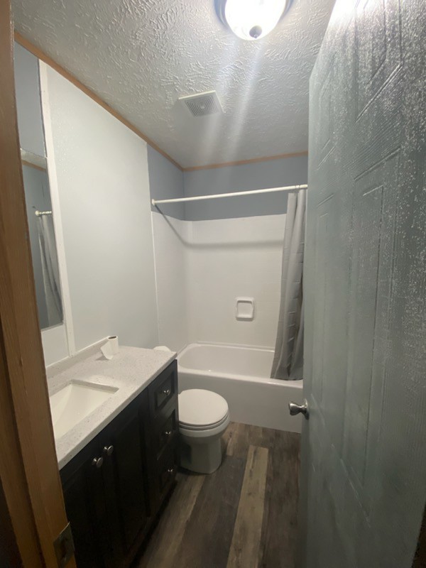 3215 Hog Wallow Rd - Photo 3 of 5