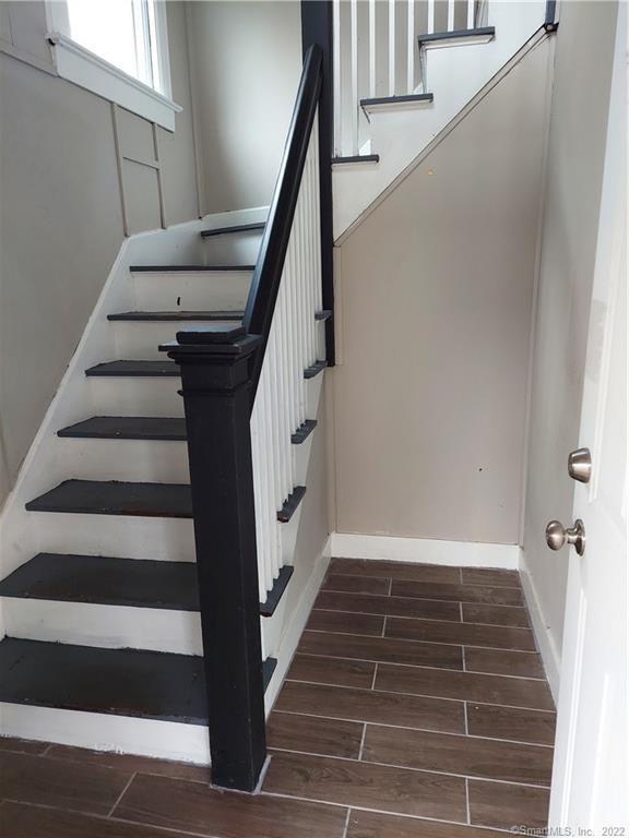 314 Bristol St - Photo 2 of 8