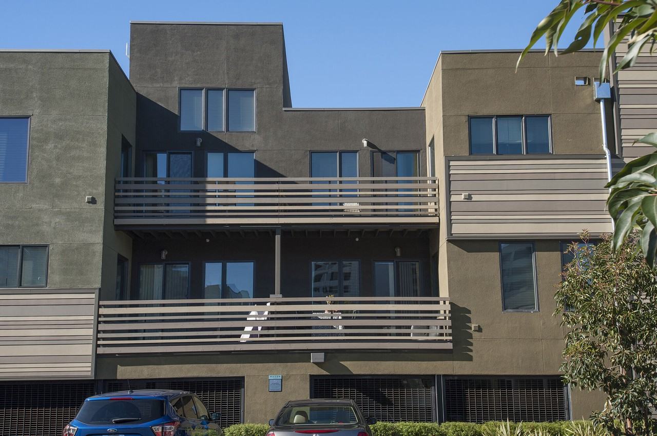 Mason at Hive - Photo 4 of 40