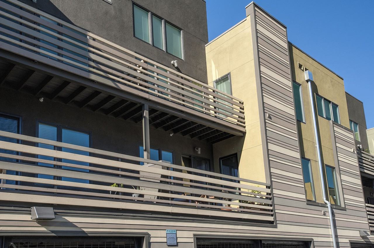 Mason at Hive - Photo 7 of 40