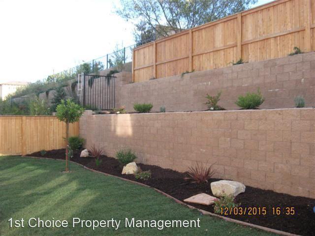 814 Calle De La Rosa - Photo 3 of 14