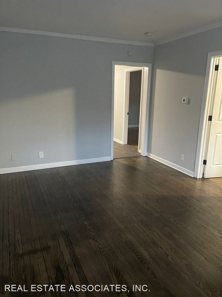 2211 Morehead Avenue - Photo 2 of 10