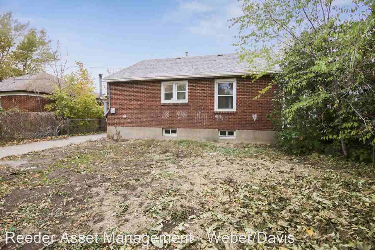 1425 Cahoon St - Photo 2 of 20
