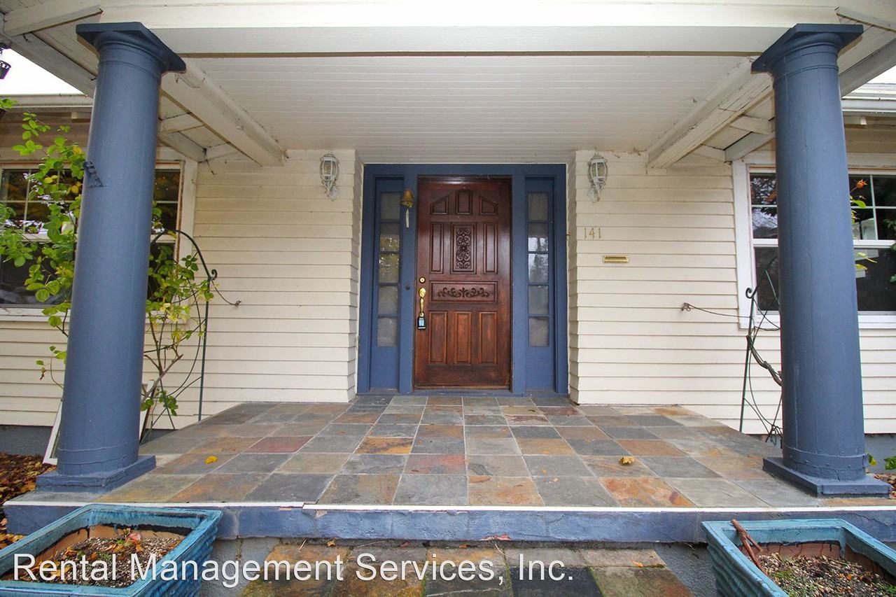 141 NE Bryant St. - Photo 3 of 26
