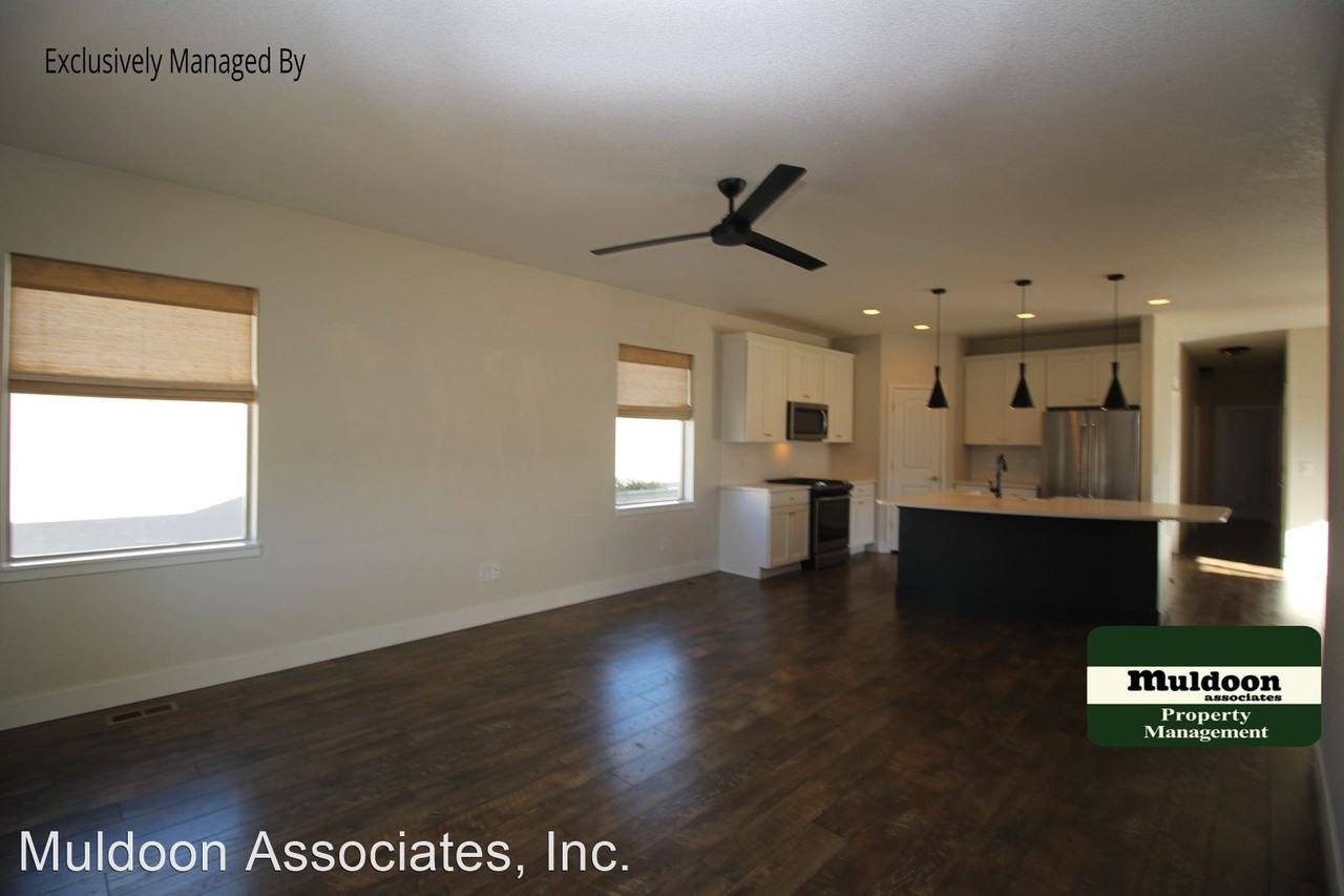 1971 Volterra Way - Photo 3 of 10