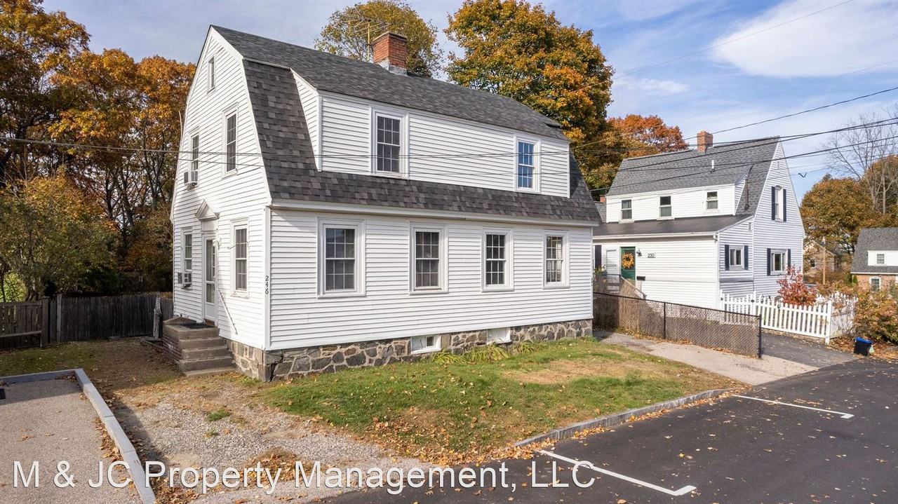 244 Crescent Way - Photo 2 of 25