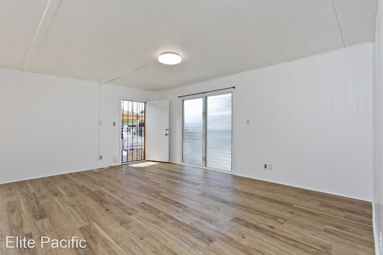 3228 Monsarrat Ave - Photo 2 of 20