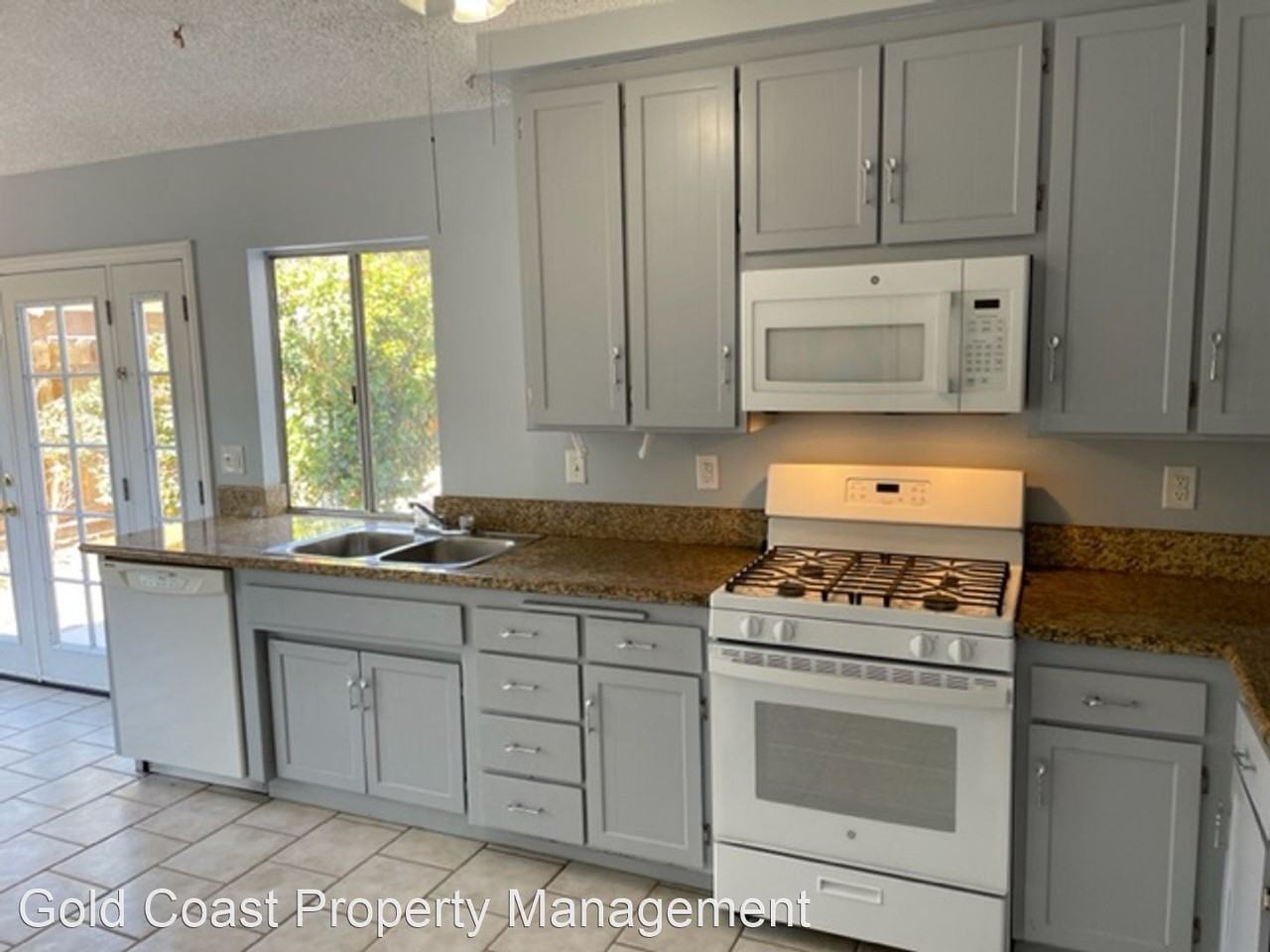 3555 Via Marina Ave - Photo 3 of 23