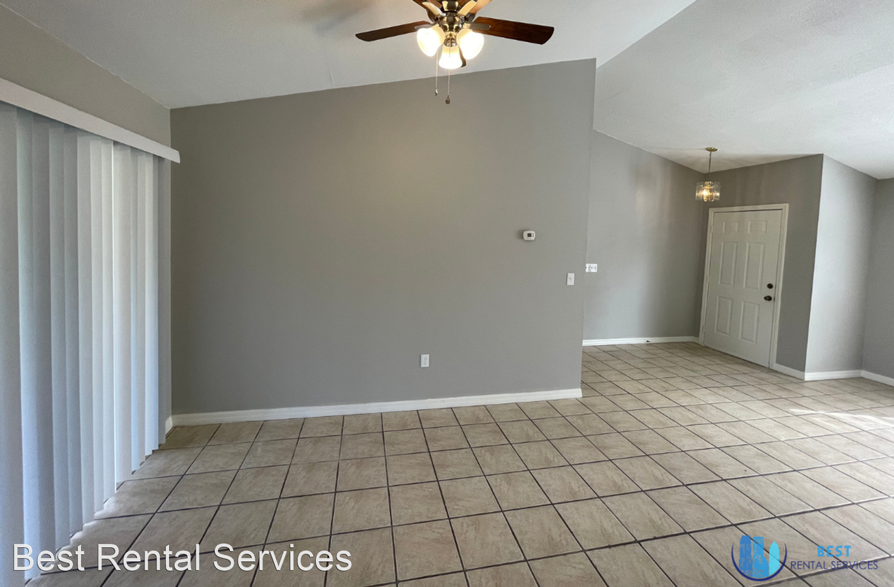 305 Mormanno Way - Photo 3 of 16