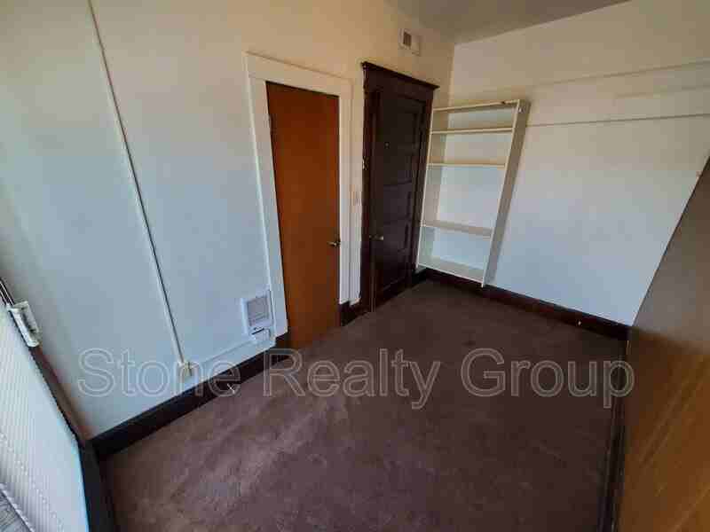 19 N 12th St #4 - Photo 4 of 8