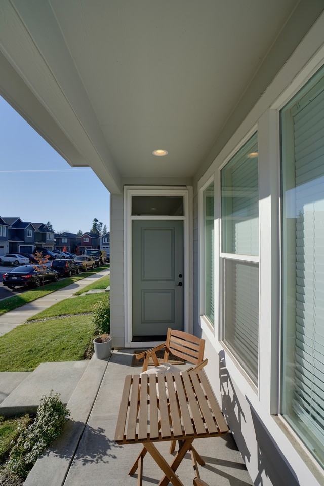 7108 S Ridge Way - Photo 3 of 36