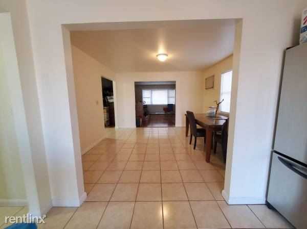 Edwards Pl - Photo 2 of 17