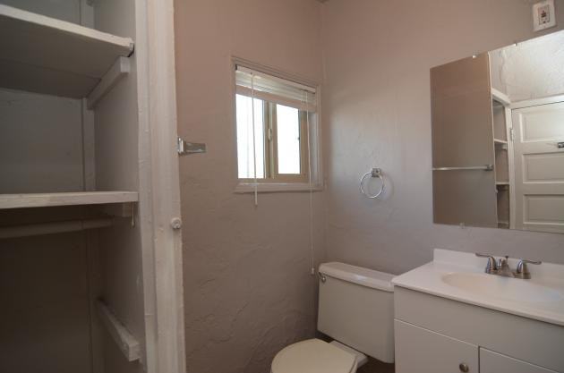 2507 North Treat Avenue - Photo 3 of 5