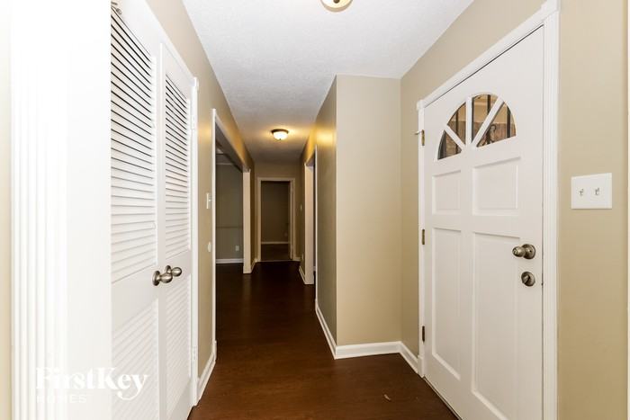 6494 Thigpen Dr - Photo 2 of 15