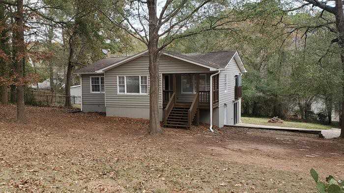 1040 Briarwood Trl - Photo 2 of 50