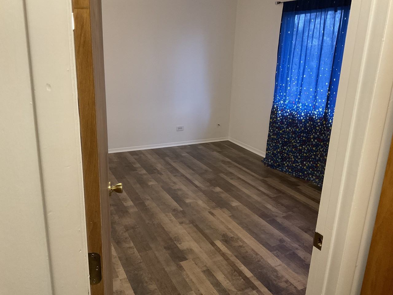 2S705 Winchester Cir E #3 - Photo 3 of 21