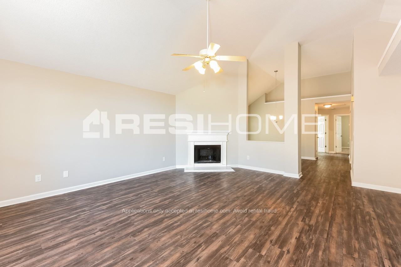 4919 Wilkins Station Dr - Photo 3 of 23
