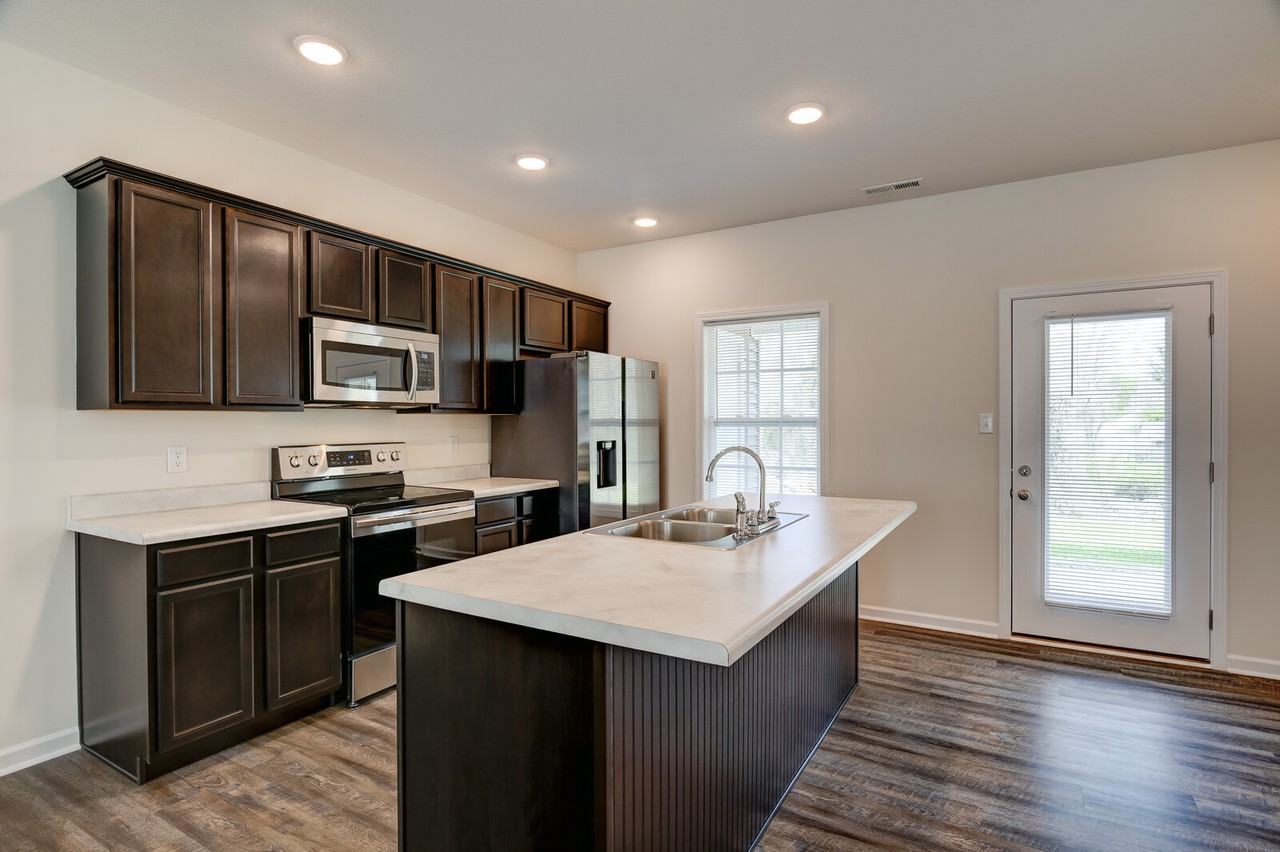 318 Bogle St #1 - Photo 4 of 19