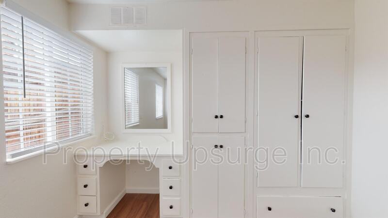 1510 Montana Ave - Photo 2 of 13