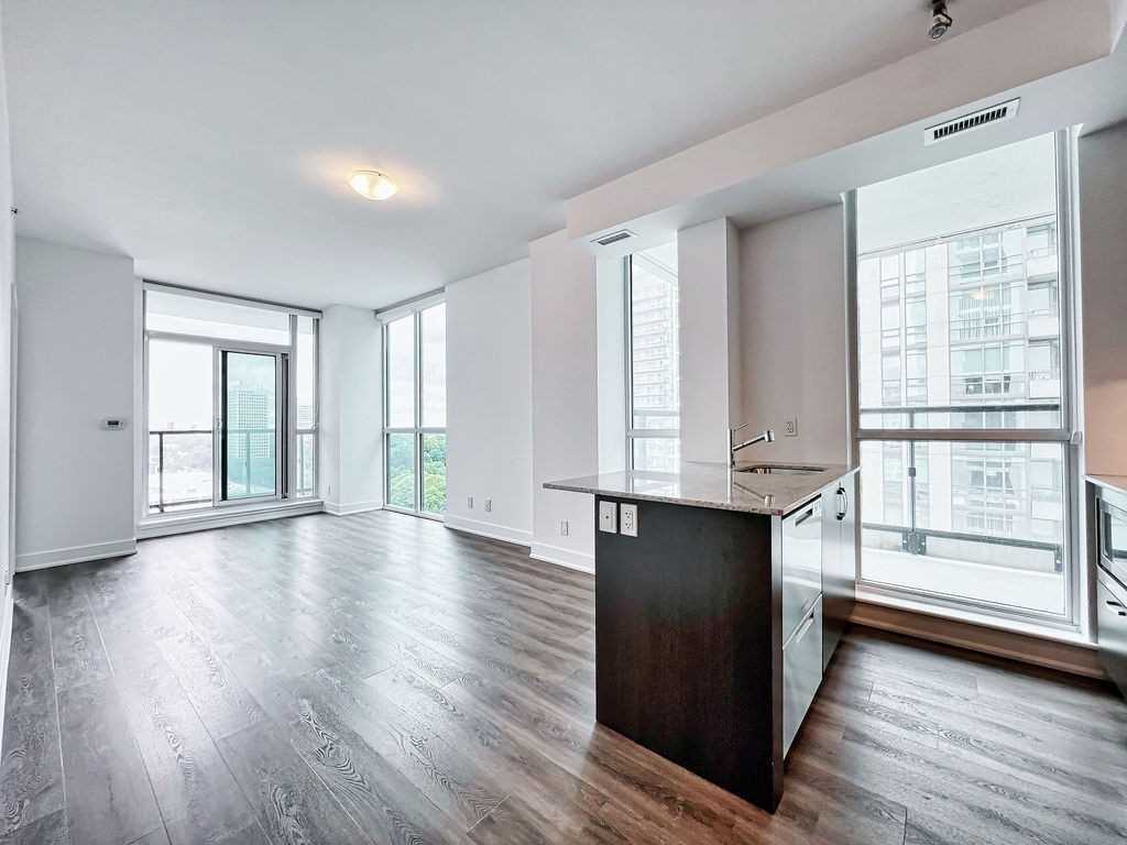 1486 Bathurst Street