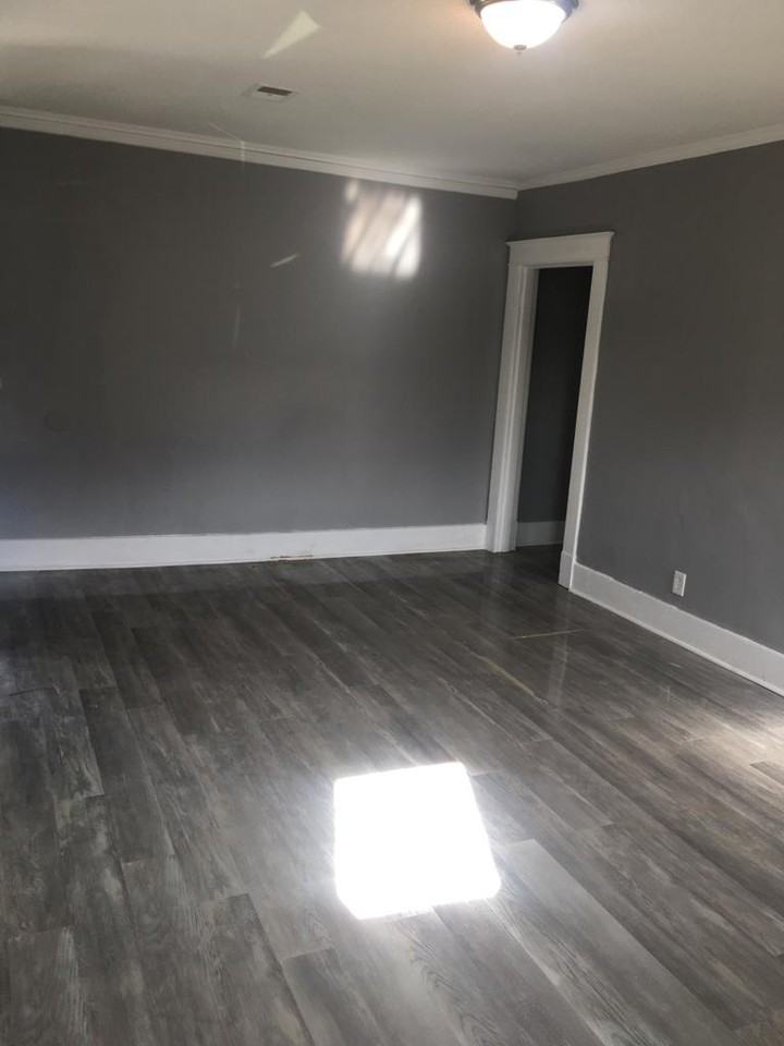 1494 S Willett St #1 - Photo 3 of 12