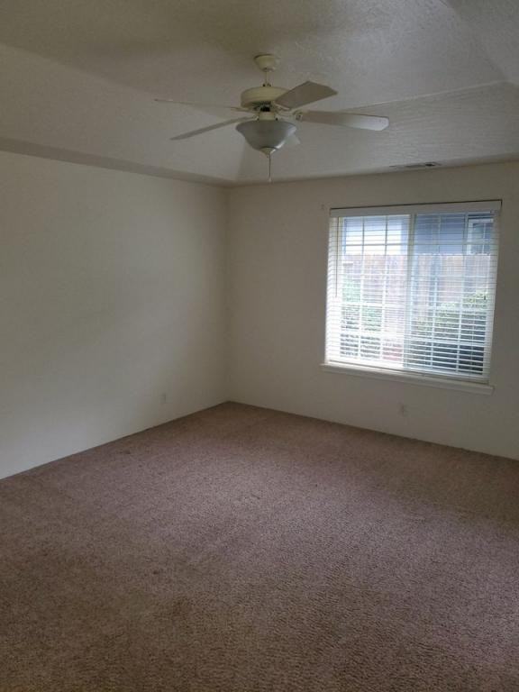 1674 Nunnwood Ln - Photo 5 of 21
