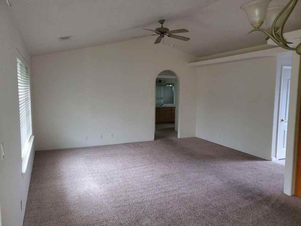 1674 Nunnwood Ln - Photo 2 of 21