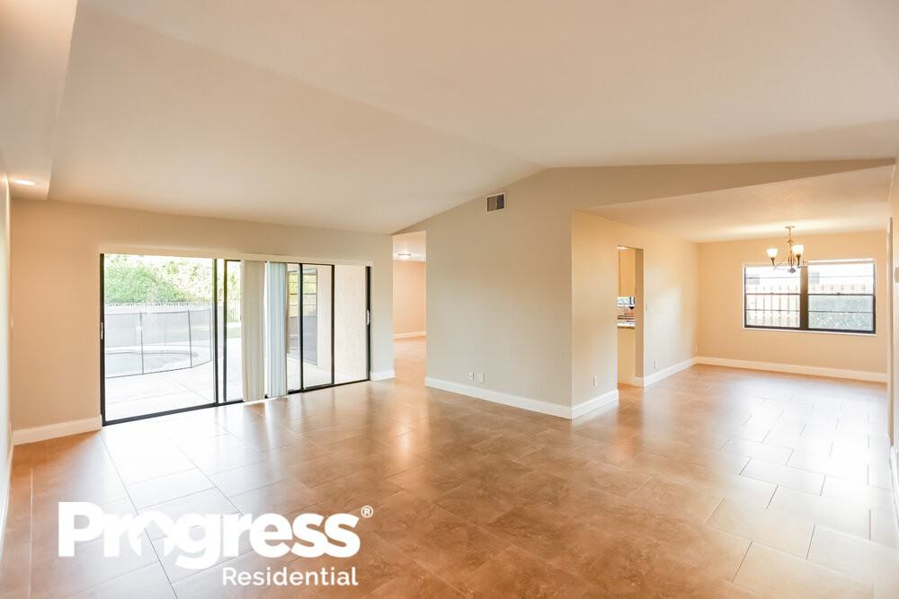 11341 Nw 1st Ct - Photo 3 of 16