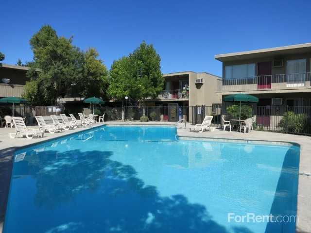 Amber Grove Apartments - Photo 3 of 16