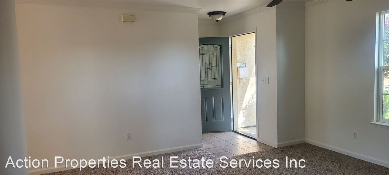 600 Oakland Ave - Photo 3 of 12