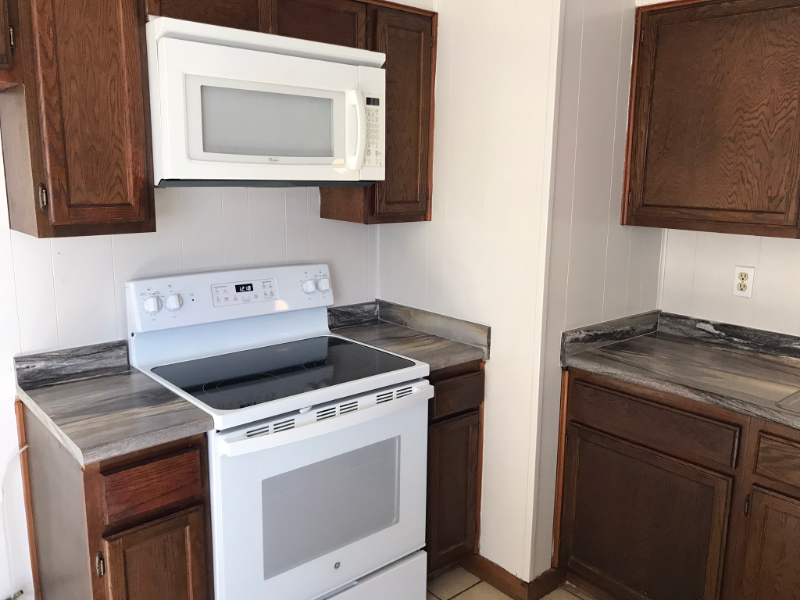 16313 Lamont Rd - Photo 7 of 22