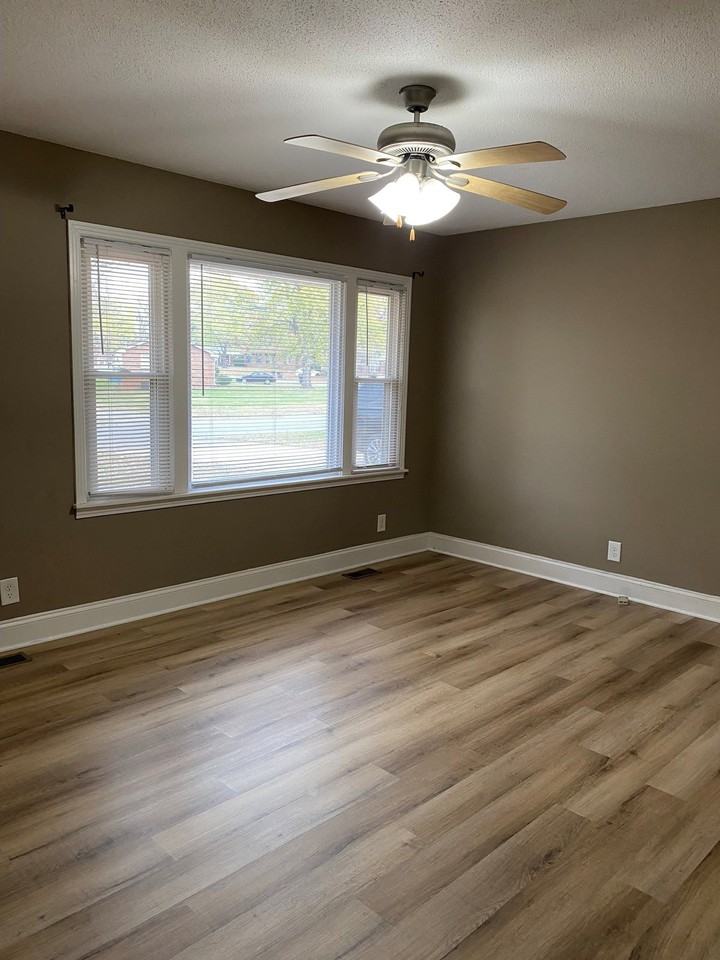 132 Dave Dr - Photo 2 of 15